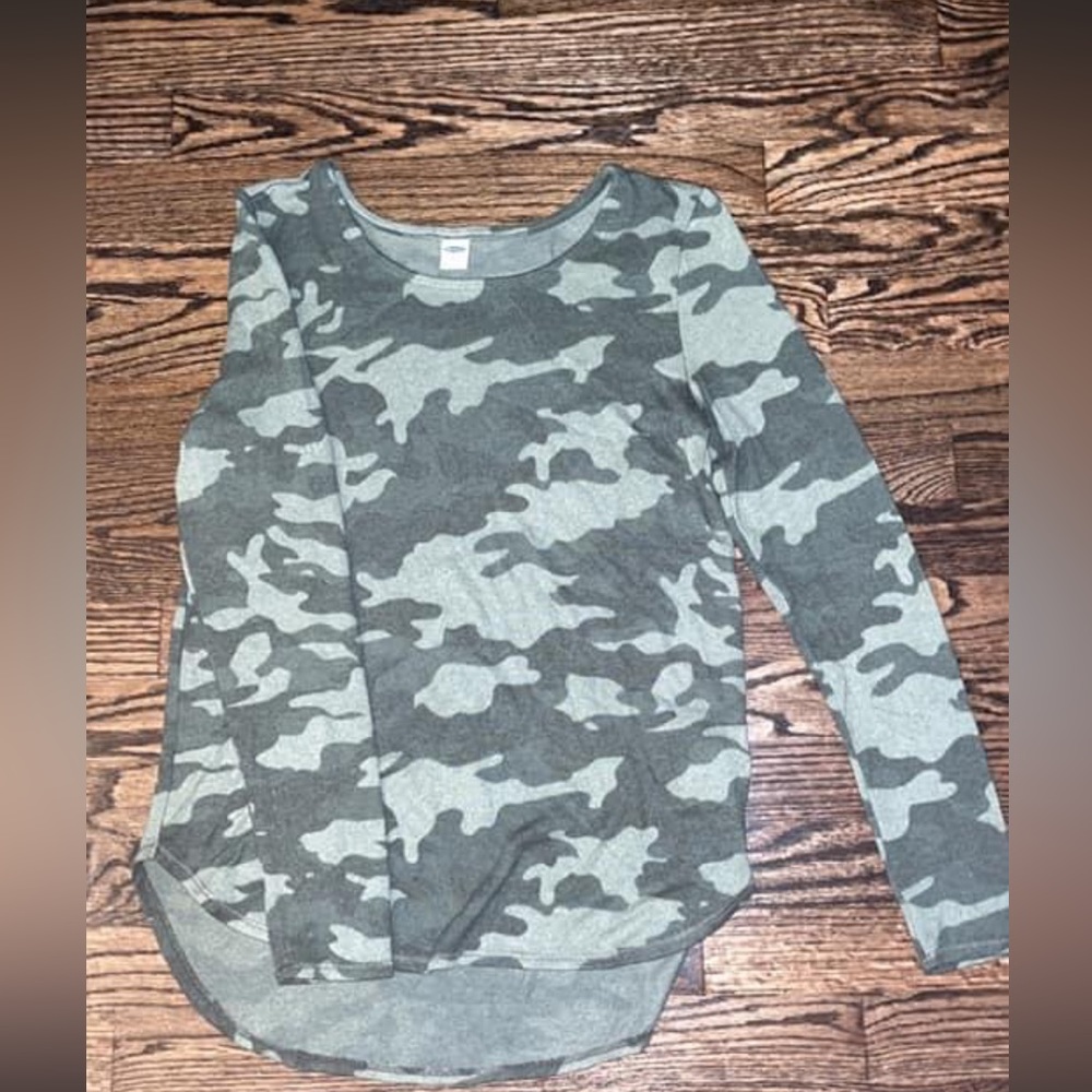 Old navy xs long sleeve shirt